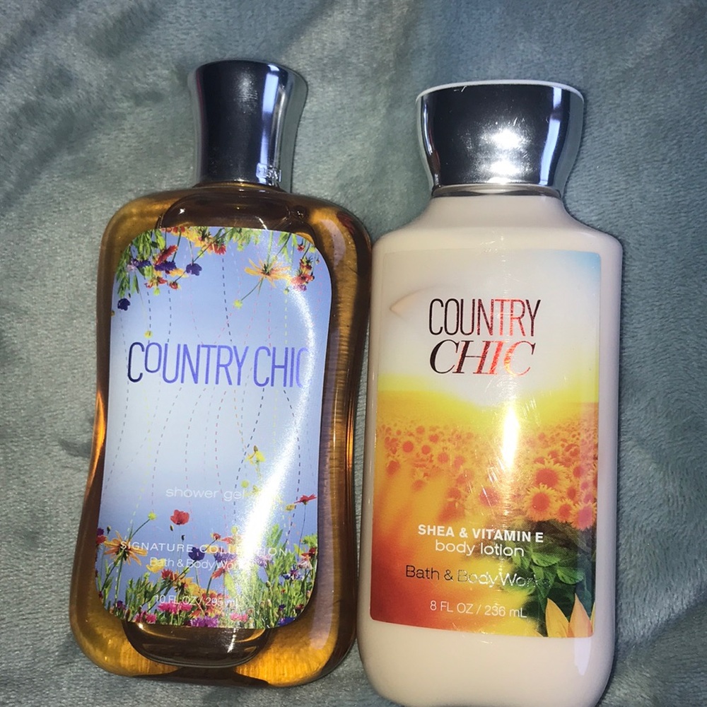 Lotion and shower gel set